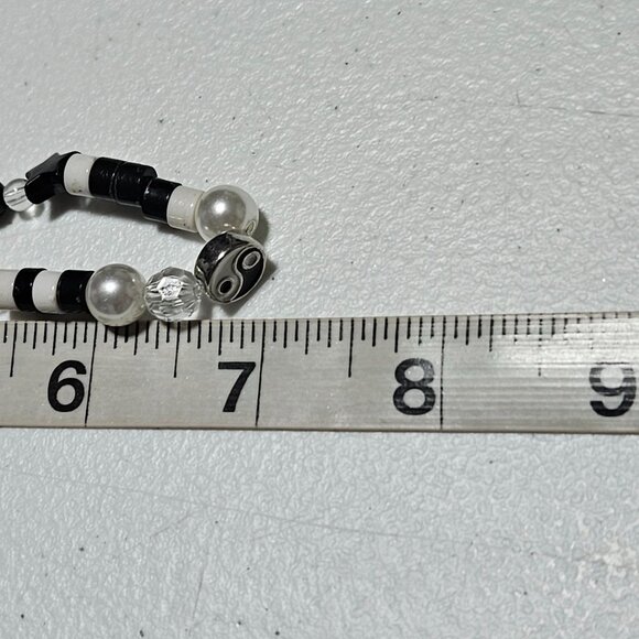 Yin Yang Black White Beaded Necklace Star Accents Taijitu Chinese Philosophy - Picture 6 of 6